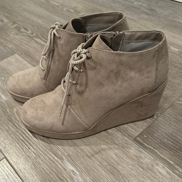 Carlos by Carlos Santana Women’s Wills Lace Up Wedge Ankle Boots Size US 9.5 M. - Picture 3 of 5